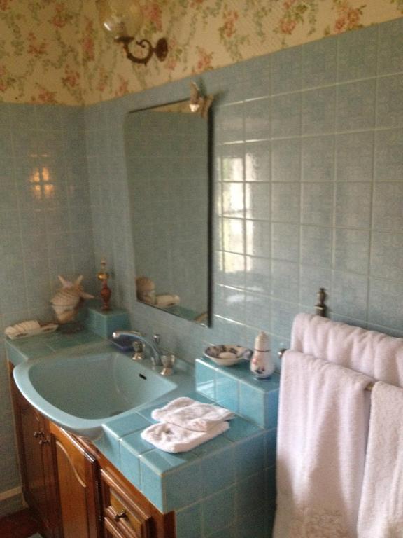 B&B Domaine Le Clos Du Pavillon Бриньйоль Номер фото