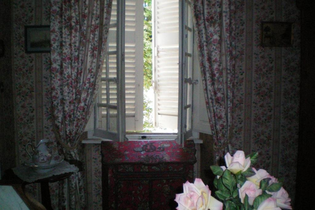 B&B Domaine Le Clos Du Pavillon Бриньйоль Номер фото