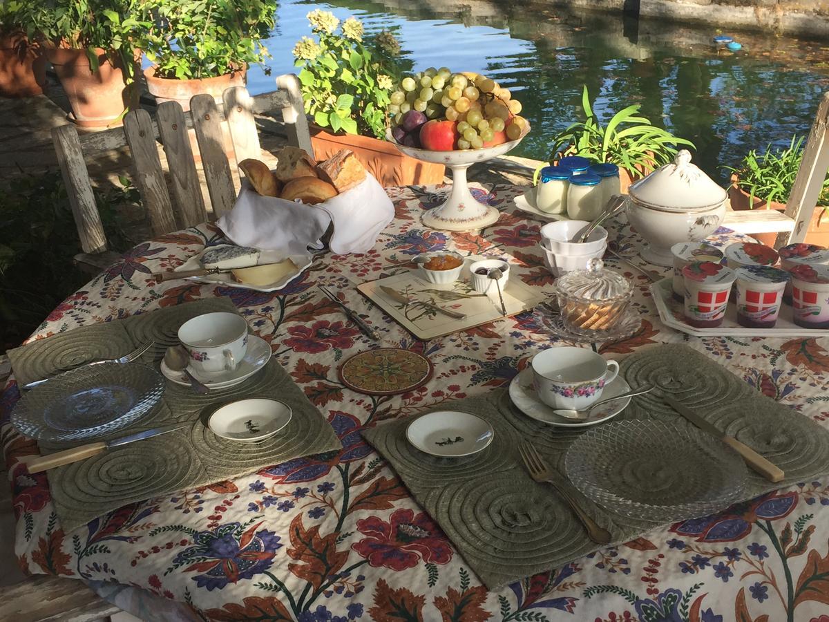 B&B Domaine Le Clos Du Pavillon Бриньйоль Екстер'єр фото